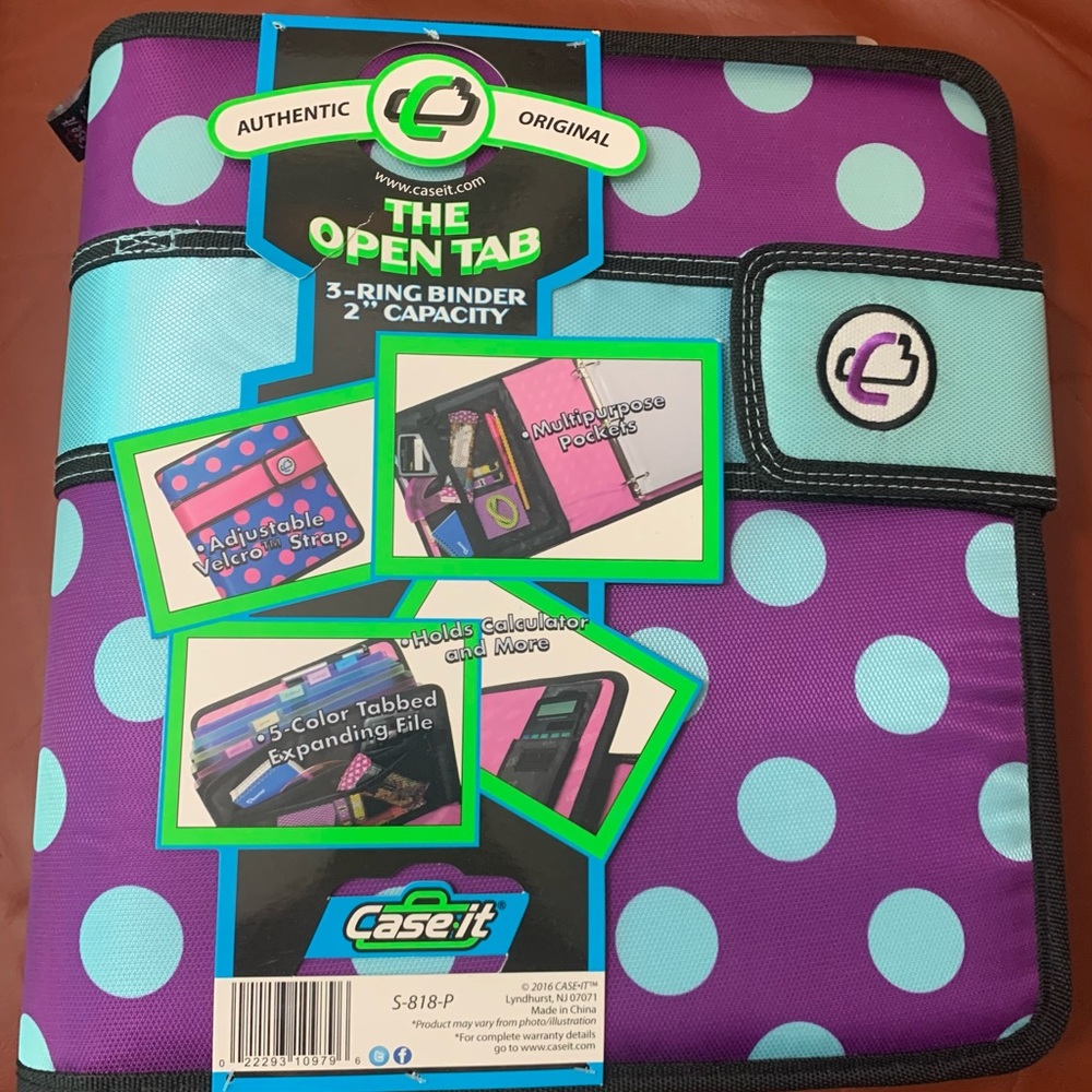 Brand New Case It Binder